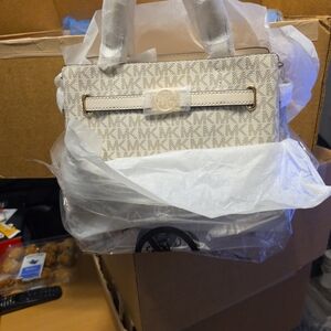Elegant Cream Designer Handbag